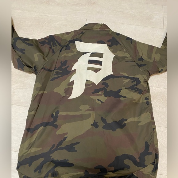 Men’s primitive camo jacket - Picture 2 of 2
